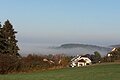 Huisheim im Morgennebel