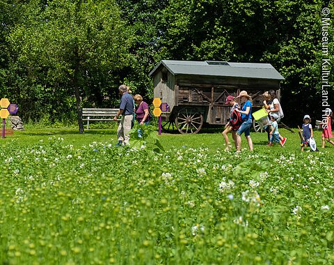 Imkerkurs mit Frau und Herr Göck in Maihingen