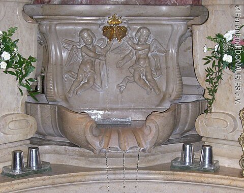 Der Brunnenaltar in der Wallfahrtsbasilika Maria Brünnlein