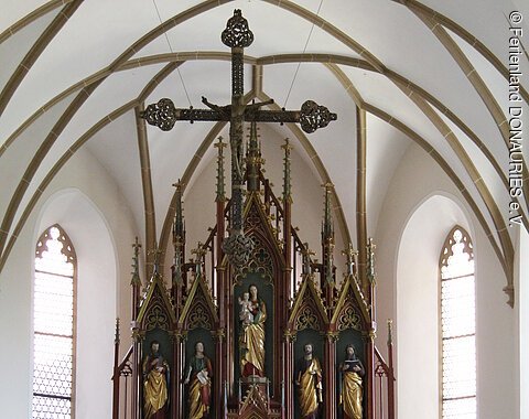 Blick auf den Hauptaltar