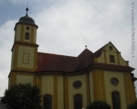 Außenansicht der kath. Wallfahrtskirche St. Maria