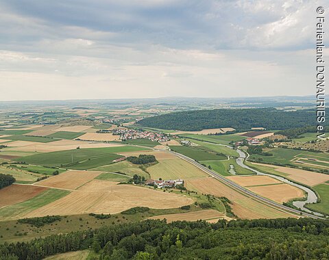 Aussicht vom Bock bei Harburg Ausblick vom Bock bei Harburg ins Ries