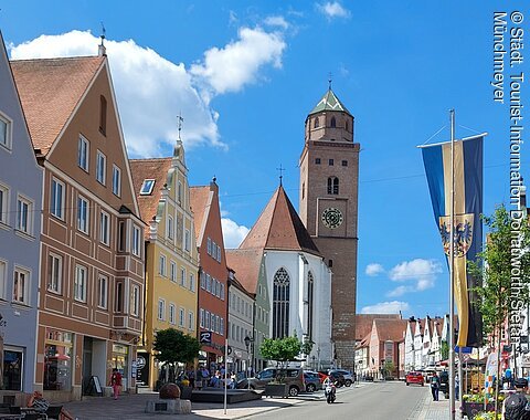 Donauwörth - Reichsstraße mit Liebfrauenmünster