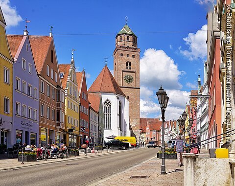Blick auf die Reichsstraße - eine der schönsten Straßenzüge in Süddeutschland