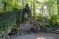 Die Rainer Mariengrotte bei einer Lichtung