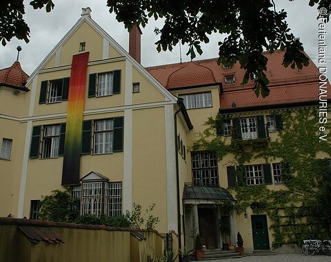 Blick auf das Schloss-Gut Hemerten