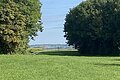 vom Tennisplatz aus können Sie ein rude auf den Feldwegen spazieren gehen.
