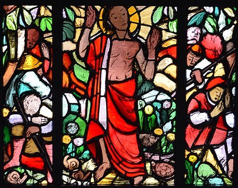 St. Nikolauskirche zu Dornstadt: Auferstehungsfenster an Nordseite St. Nikolauskirche zu Dornstadt: Auferstehungsfenster an Nordseite