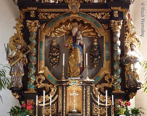 Der Altar von der Kath. Spitalkirche Maria Geburt