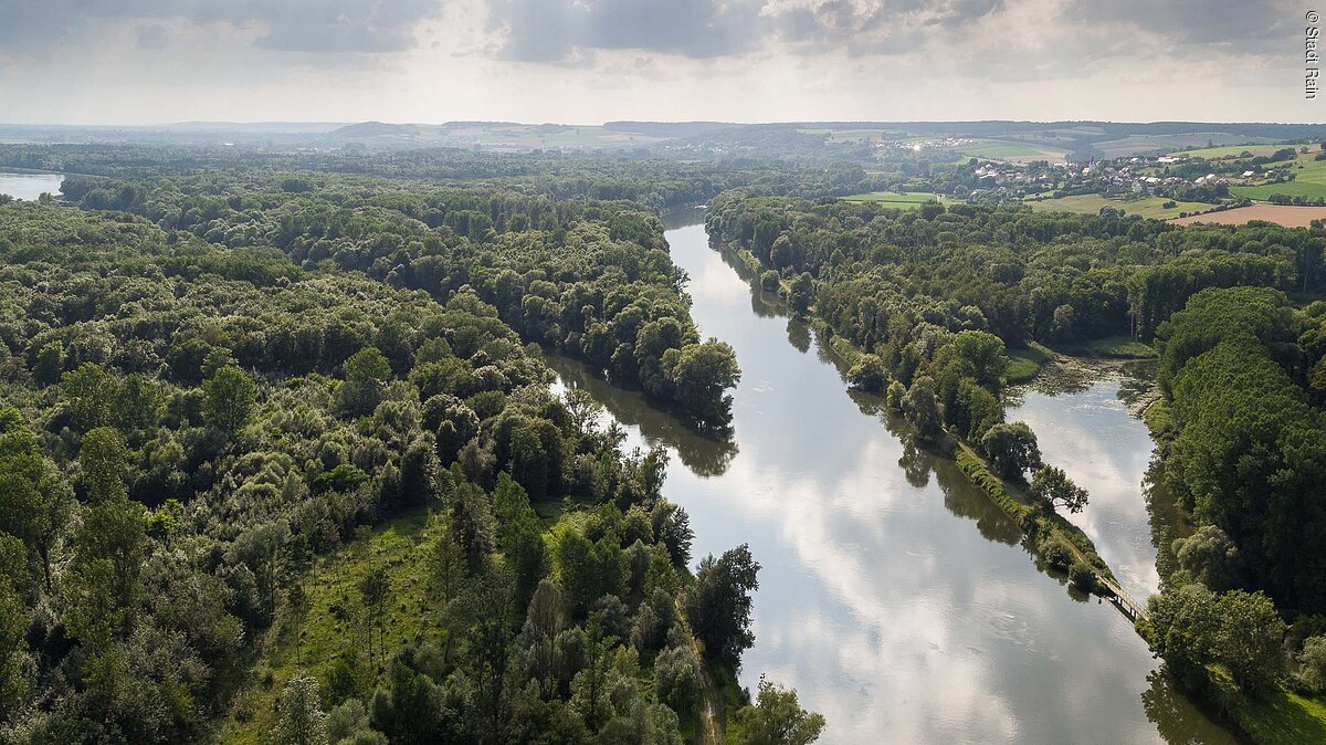 Die Lechmündung bei Rain - hier treffen sich die Flüsse Donau und Lech