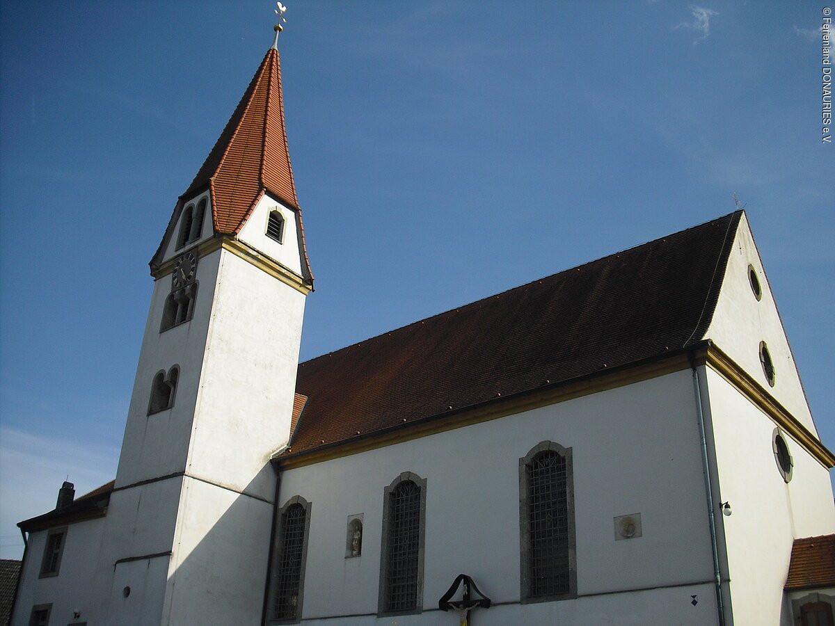 Blick auf die Pfarrkirche St. Georg