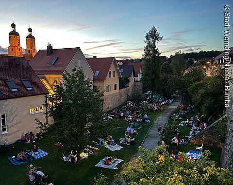Picknick im Stadtgraben