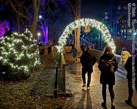 Lichtpark in der Promenade Lichtpark in der Promenade